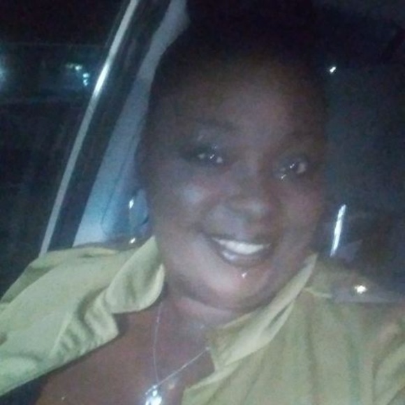 Meet your Posher, Alvina - Picture 1 of 1